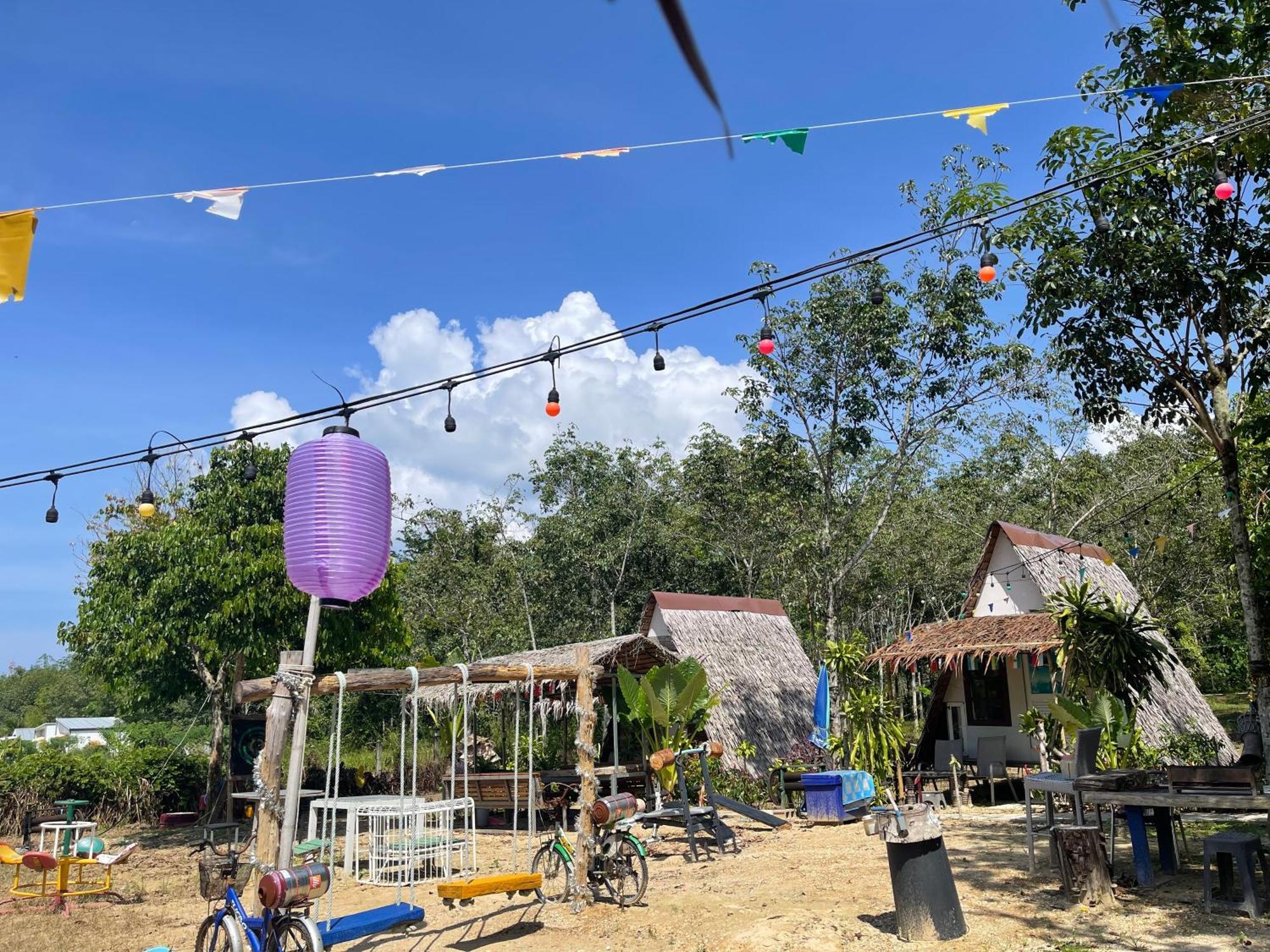Phuketairportcamping Ban Bo Sai Klang Exterior foto